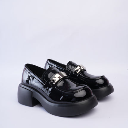 Mocasines chunky de charol negro