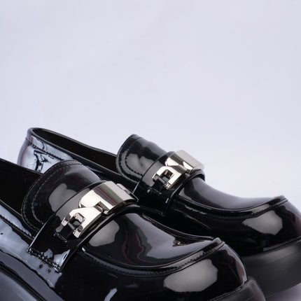 Mocasines chunky de charol negro