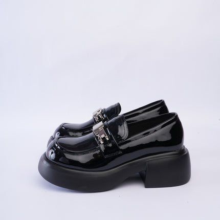 Mocasines chunky de charol negro