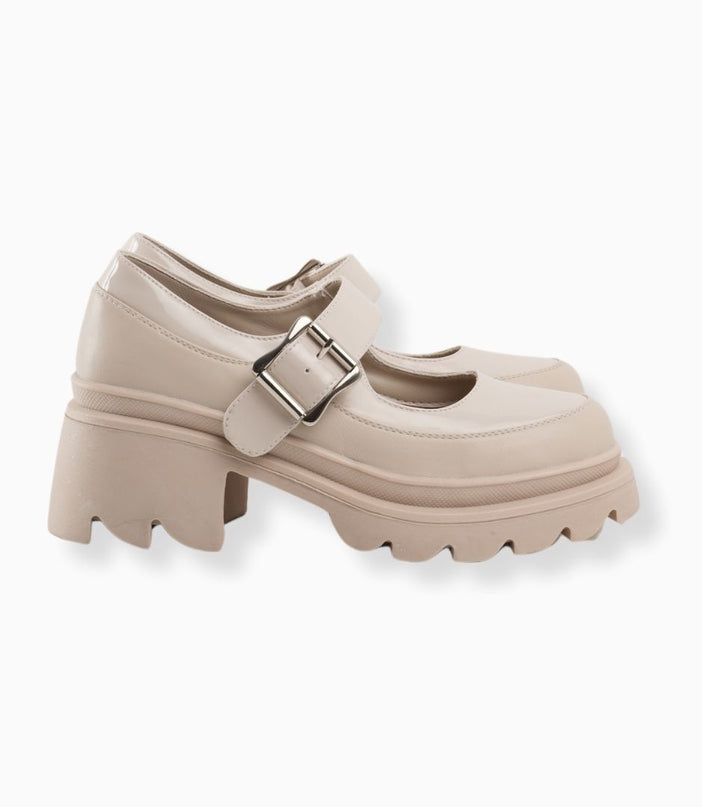 Mocasines mafalda beige de correa