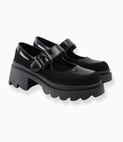 Mocasines mafalda negros de correa