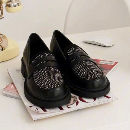 Mocasines negros bajos con brillos