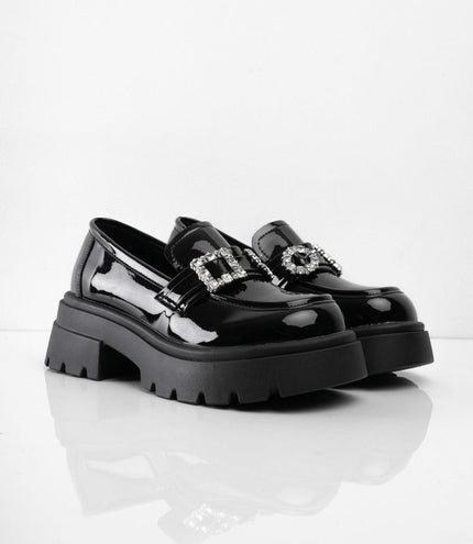 Mocasines negros charol con hebilla de diamantes