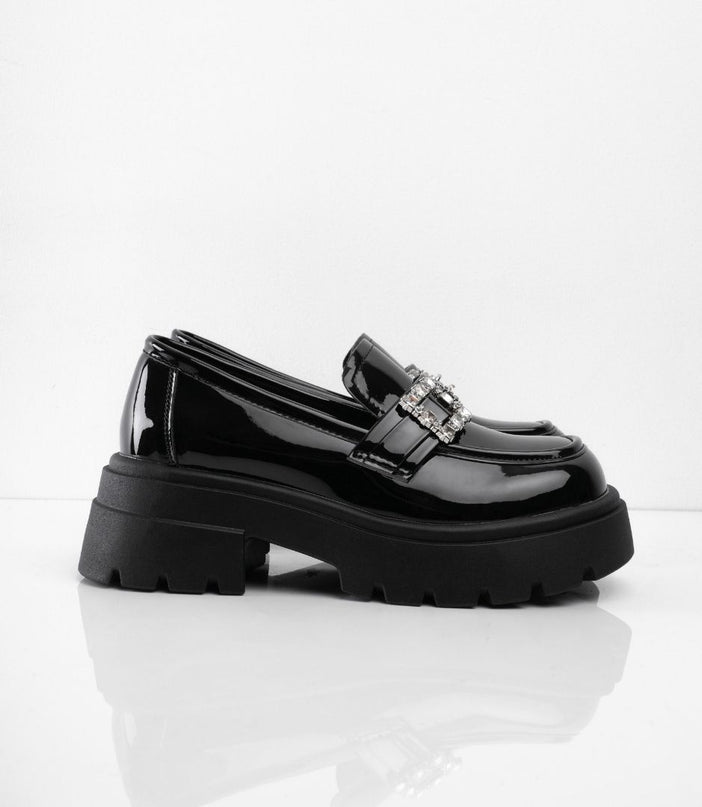 Mocasines negros charol con hebilla de diamantes