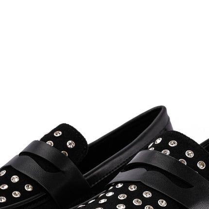 Mocasines negros con apliques plata