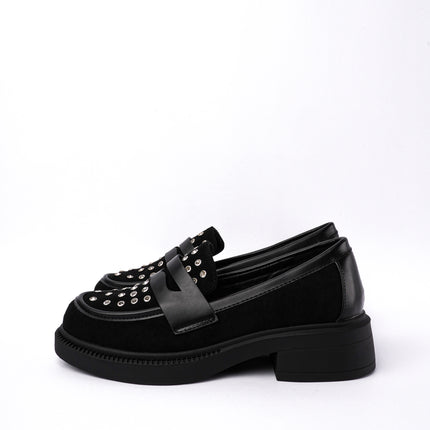 Mocasines negros con apliques plata