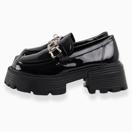Mocasines negros con plataforma y hebilla plata
