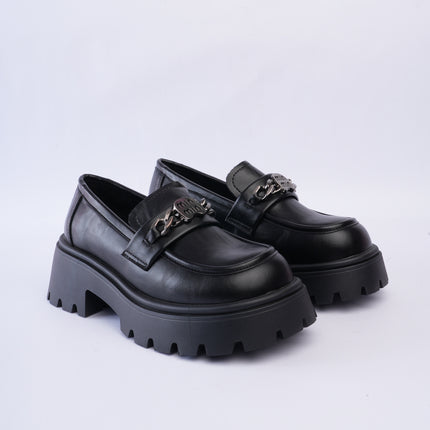 Mocasines negros plataforma con aplique