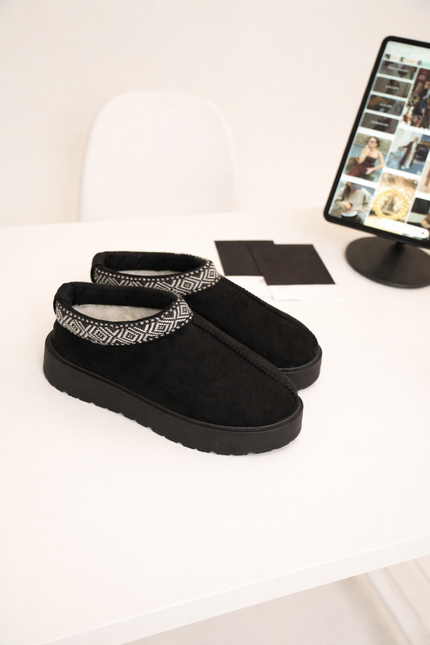 Zapatos ugg negros