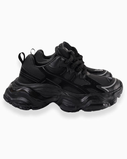 Tenis negros plataforma y detalles