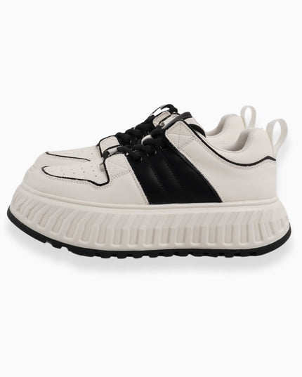Tenis Blancos y Negros Chunky