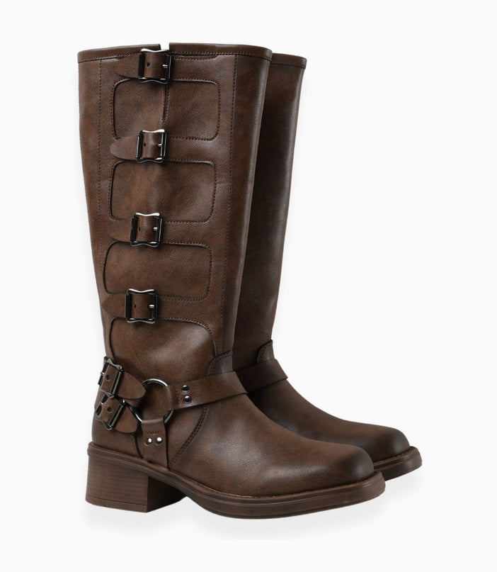 Bota alta almendra con múltiples hebillas