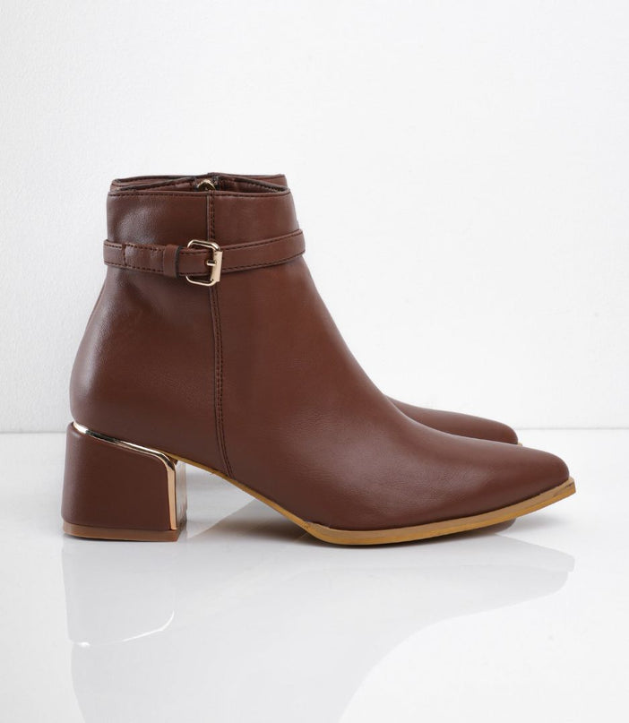 Botin miel de tacón y punta fina