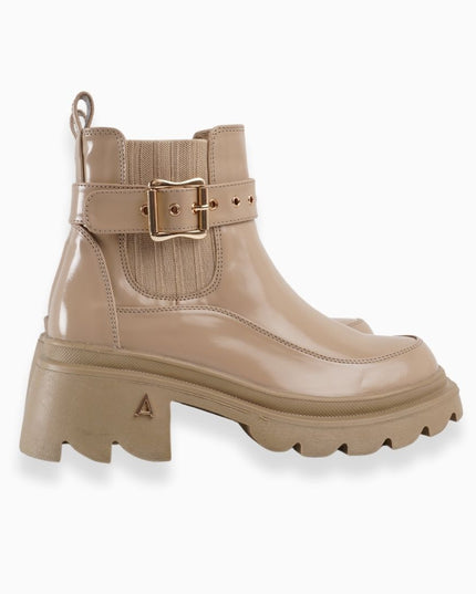 Botín beige liso x charol