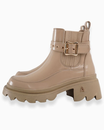 Botín beige liso x charol