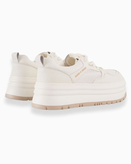TENIS CREMA de Plataforma con Detalles en Malla