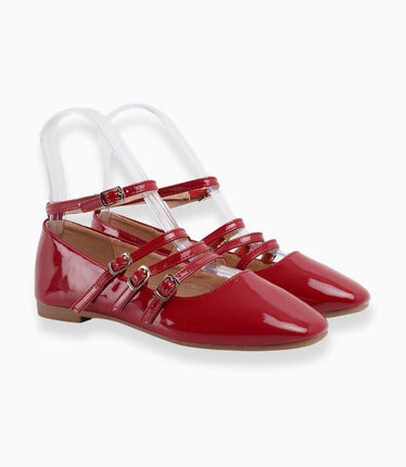 bailarina roja con correa