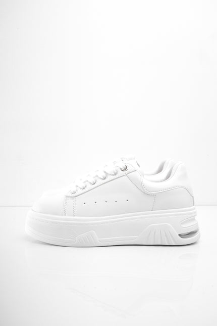 Tenis blancos plataforma y brillante