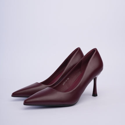 Tacón vinotinto de punta