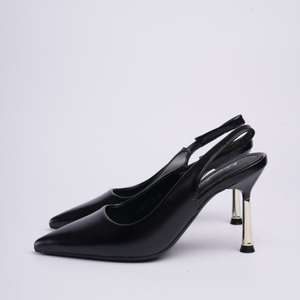 Tacones altos destalonados negros