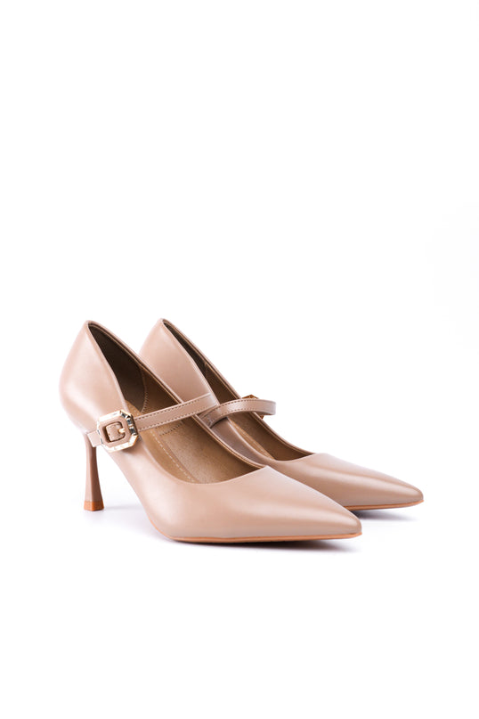 Tacones beige con hebilla cruzada