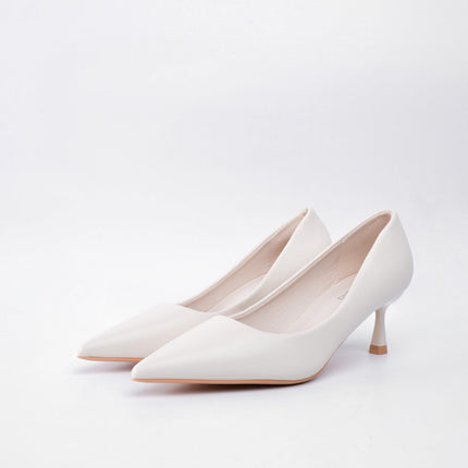 Tacones blancos bajos de punta