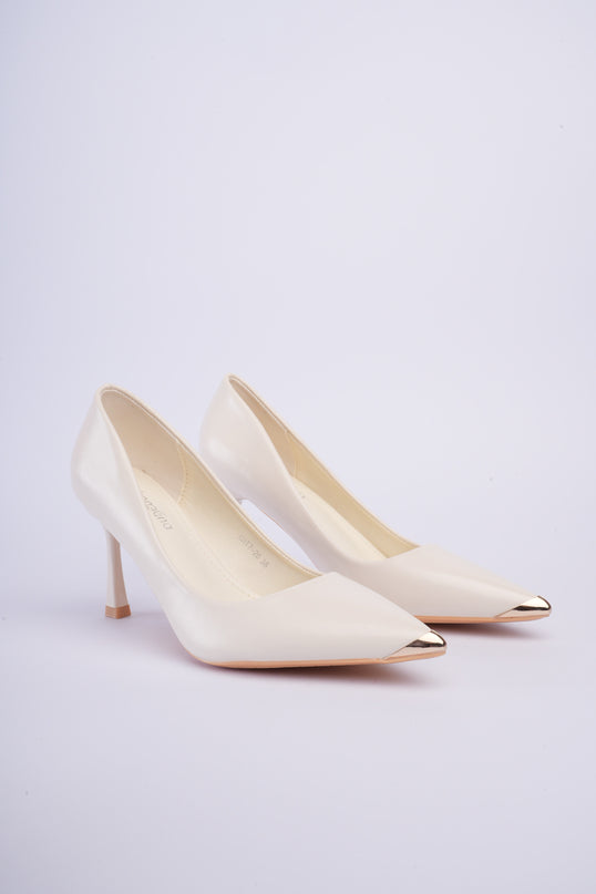 Tacones blancos de aplique en punta