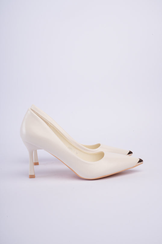 Tacones blancos de aplique en punta