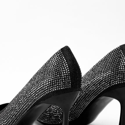 Tacones brillantes altos negros