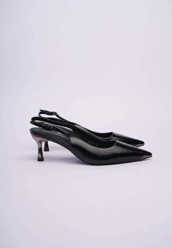 Tacones negros bajos con correa