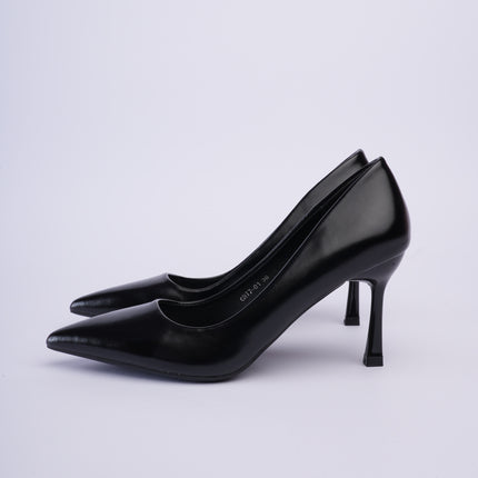Tacones negros clásicos matte