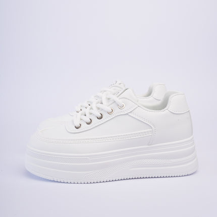 Tenis altos blancos básicos