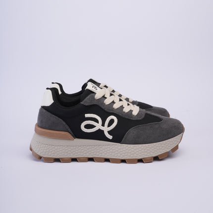 Tenis altos negros con gris