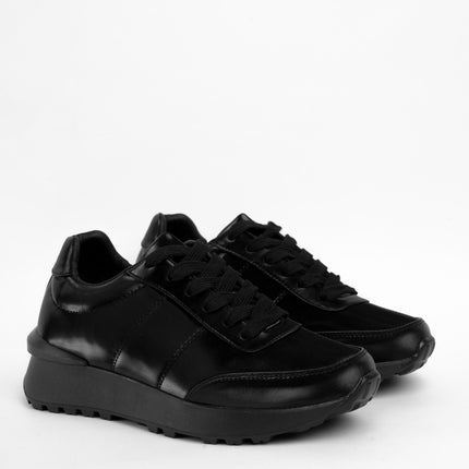 Tenis bajos negros brillantes