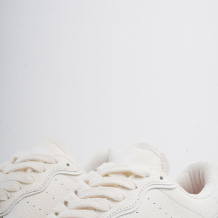 Tenis básicos blancos planos