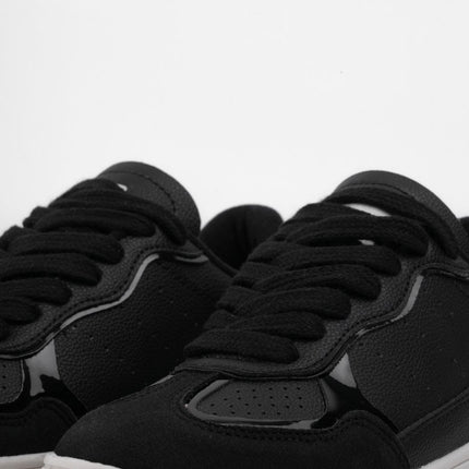 Tenis básicos negros planos