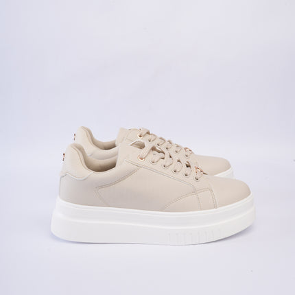 Tenis beige x plataforma blanca