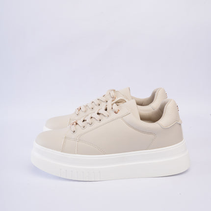 Tenis beige x plataforma blanca