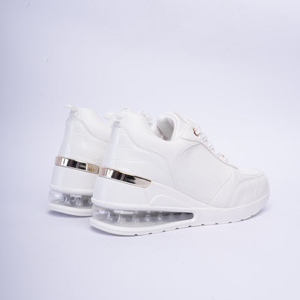 Tenis blancos altos con cámara de aire