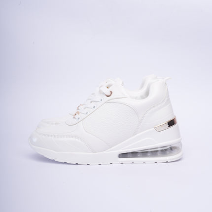 Tenis blancos altos con cámara de aire