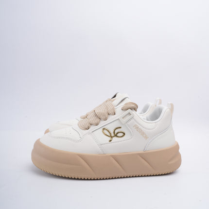 Tenis blancos con beige plataforma x detalle logo
