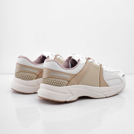 Tenis blancos con camel y detalles