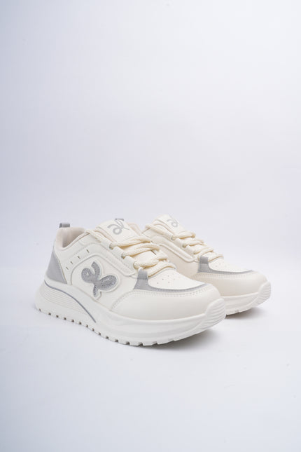 Tenis blancos con diseño gris