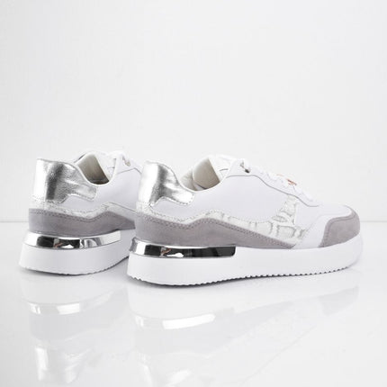 Tenis blancos con print y puntera gris