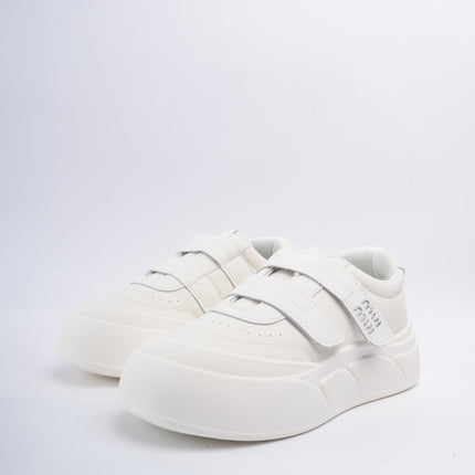 Tenis blancos con velcro