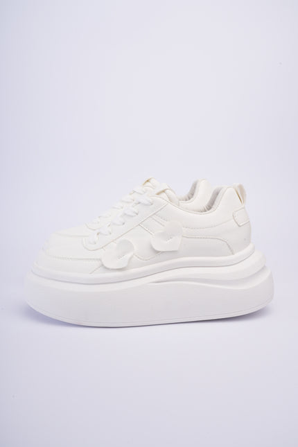 Tenis blancos de plataforma altos
