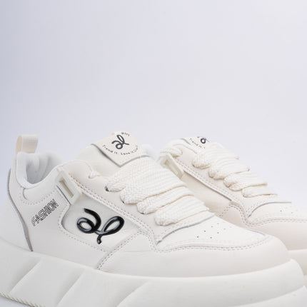 Tenis blancos plataforma x detalle logo negro