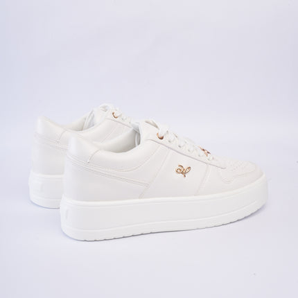 Tenis blancos plataforma x dorado