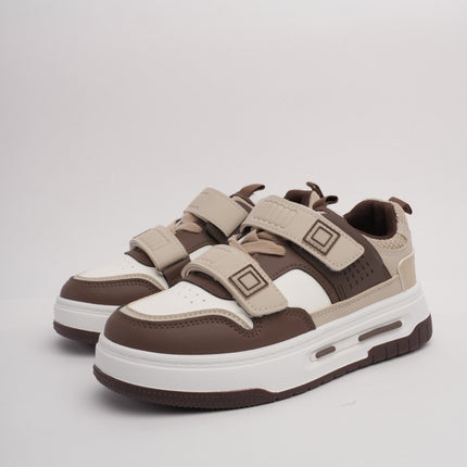 Tenis blancos x café con velcro