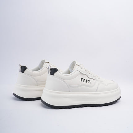 Tenis blancos x negro clásicos